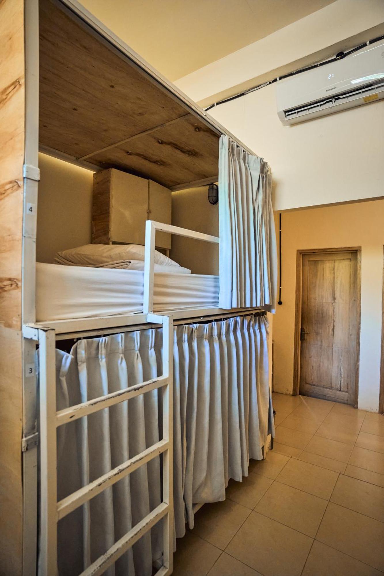 Lotide Surf Camps Lombok Hostel Kuta  Luaran gambar